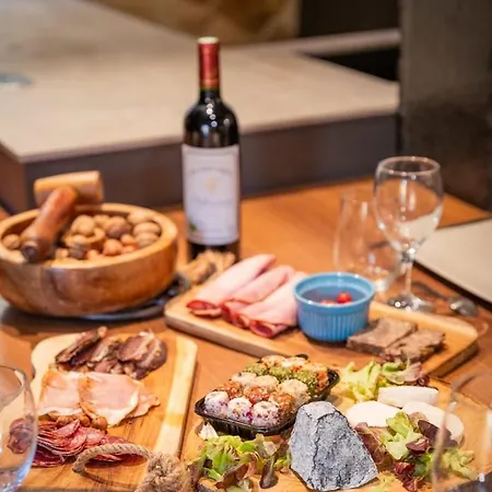 La Mirande - Coeur Historique De サルラ・ラ・カネダ